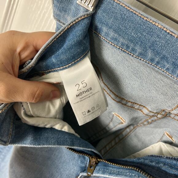 Mother Insider Crop Step Fray Jeans In Thrilling Shots 25 - Picture 9 of 10